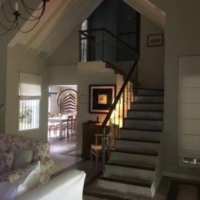 Excepcional casa de dos plantas en rincón del indio