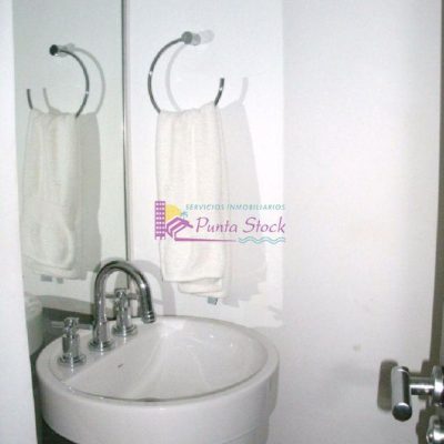 Alquiler la barra 3 dorm. piscina servicio mucama