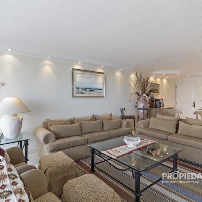 Primera linea – playa mansa – 3 dorm. + dep. punta del este