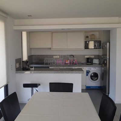 Apartamento en brava 2 dorm. 2 baños, garage