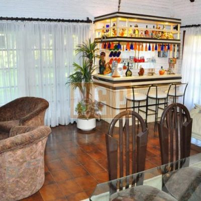 Casa en country, 4 dorm.