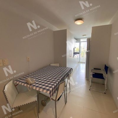 Apartamento en playa mansa, 3 dorm., primeras paradas