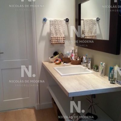 Casa en rincon del indio en barrio privado