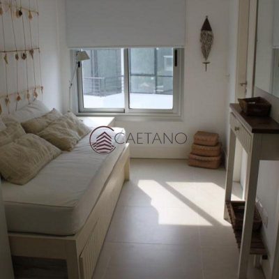 Apartamento en playa brava punta del este tres dorm. + dependencia