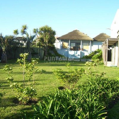 Casa en venta y alquiler en el chorro