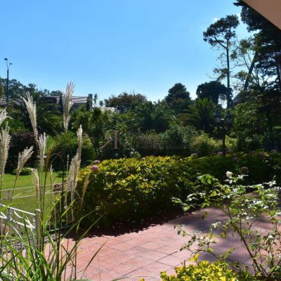 Importante residencia, zona exclusiva