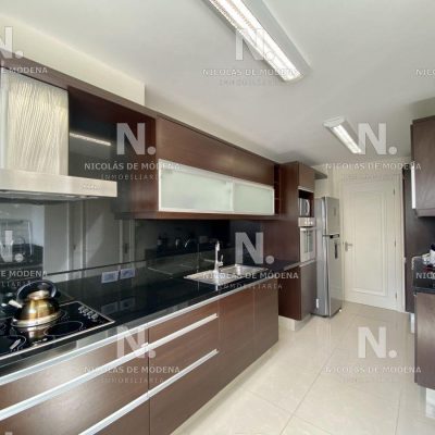 Imperiale, dos dorm.!