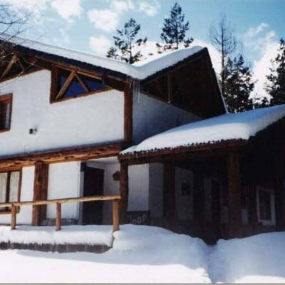 Alquiler casa grande 4 a 15 personas en villa la angostura