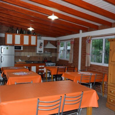 Alquiler hospedaje los alamos en villa cura brochero