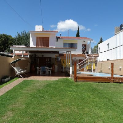 Alquiler casa fuentes en villa carlos paz