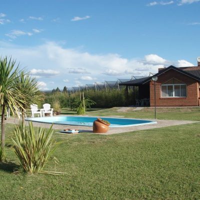 Alquiler cabañas verde nogal en cuadro benegas