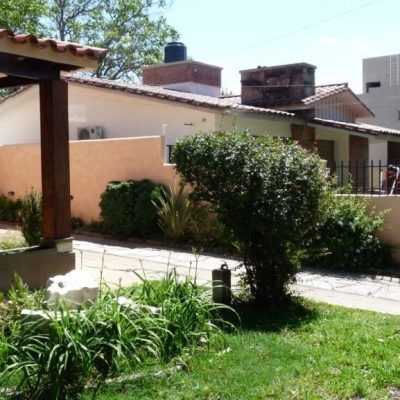 Alquiler casa del centro hermelinda en villa carlos paz