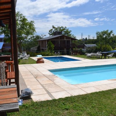 Alquiler la granja complejo de cabañas en la falda