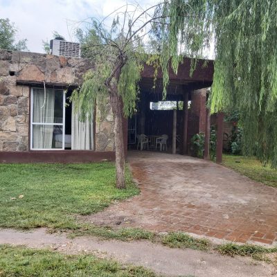 Alquiler hojas de campo complejo de cabañas en villa cura brochero