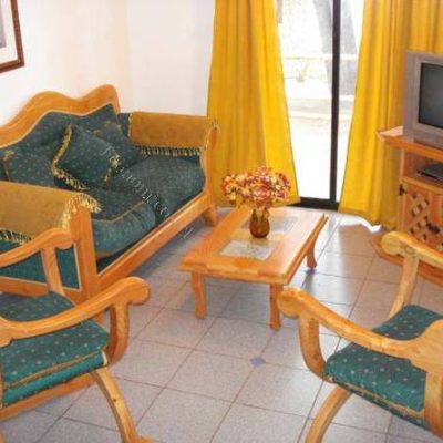 Arriendos el tabo sitio oficial: https://www.arriendoseltabo.cl