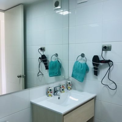 Entremar y piscina apartamento nuevo 5 personas wi-fi la serena