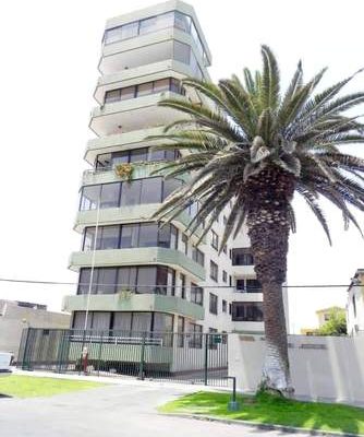 Alojamiento diario a una cuadra de playa cavancha