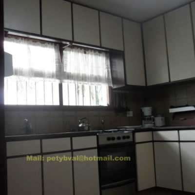 Chalet para 12 personas mar del plata.