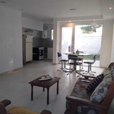 Alquilo duplex zona parque – temporada de verano