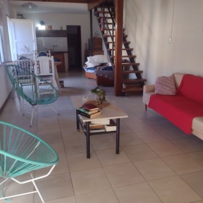 Casa tipo loft hasta 5 personas.