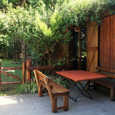 Chalet con garaje quincho y jardín. playa la perla