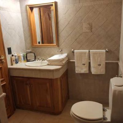 Cabaña 10 personas. 4 dormitorio 3 baños disponible agosto 2023 bariloche r.n