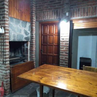 Casa chalet 3 dor. 3 baños quincho parrilla cubierto. mínimo 3 noches $80 mil/en temp us$100 x día
