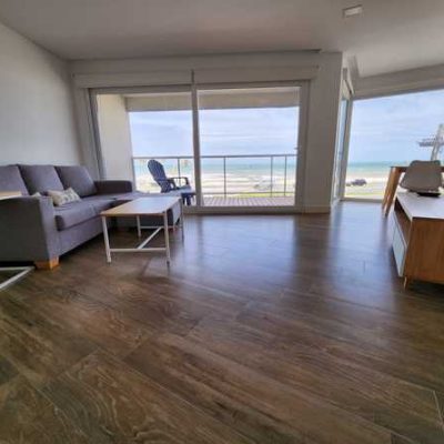Departamento 3 amb frente al mar. zona perla norte