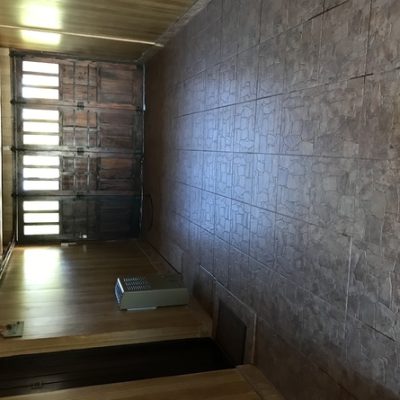 Alquilo departamento impecable ,con garage, zona residencial, a metros de parque y playa.