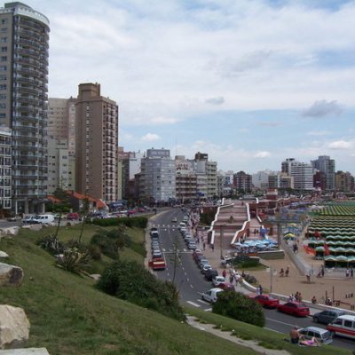 Dño alquilo dia/semana reserve ya temp2024 depto 3 amb 2 baños ext balcon wifi centro casino