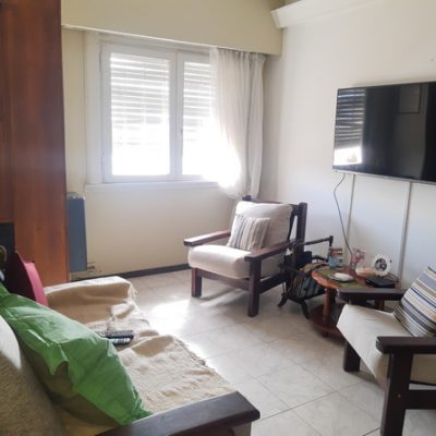 Alquilo departamentos y casas en nec0chea temporada