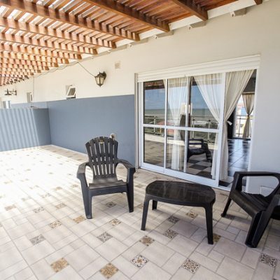 Departamento para 2 personas frente al mar