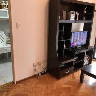 Alquilo palermo2/4/5 pax por dia semana mes cochera netfix flow wifi gimn