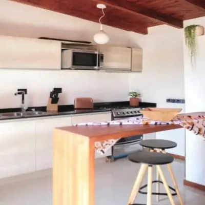 Moderna cabaña minimalista la ilusión