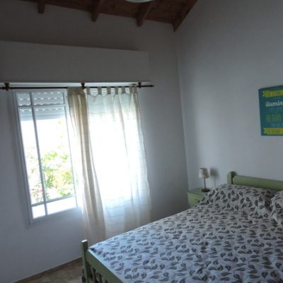 Duplex equipados para 6 personas a dos cuadras del mar, con estacionamiento