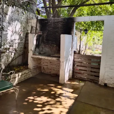 Casafundo, céntrico apartamento en una antigua casa de campo .5 / 6 pax chacras de coria ,