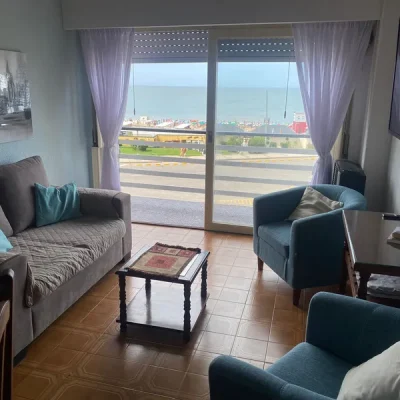 Impecable 3 ambientes frente al mar con cochera marar