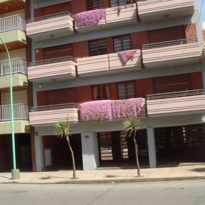Alquilo frente al mar temporario pomo 3 + 3