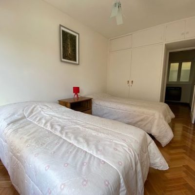 Disfruta mendoza con familia o amigos, en este piso de categoría, amplio y luminoso piso