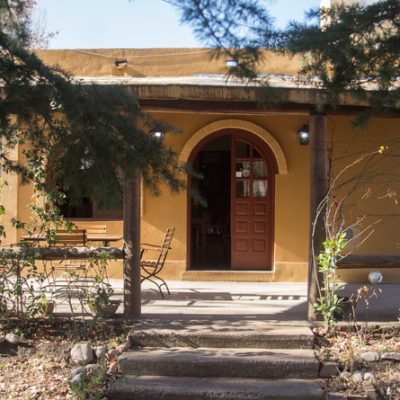 Casa entre bodegas en el Valle de Uco pileta climatizada Mendoza
