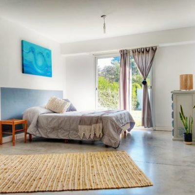 Casa colina, barrio colina alegre, una reserva forestal (con pileta)